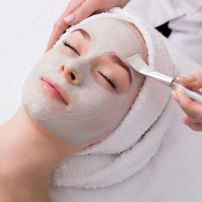 5 Things That Should Never Happen When You Get a Facial